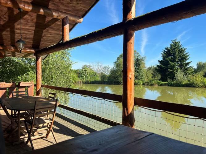 Le Domaine De La Vergnolle Roches  Værelse billede